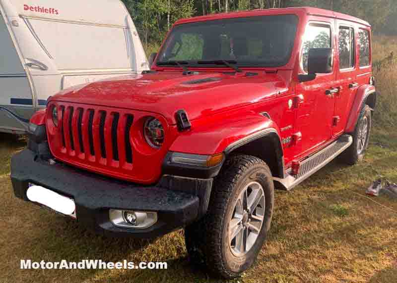 Are All Jeeps 4-Wheel Drive? 7 Models Compared (Explained)